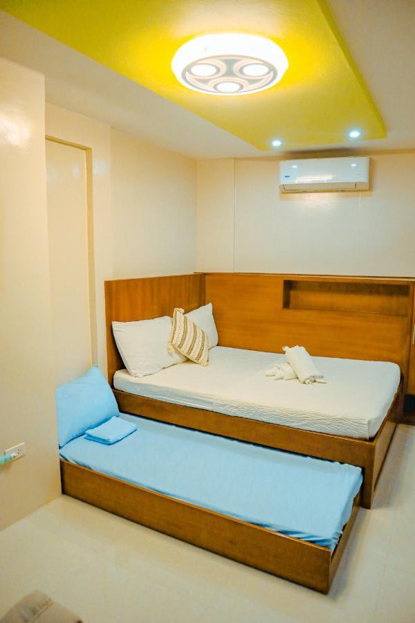 Youhan Beach Resort San Antonio  Eksteriør billede