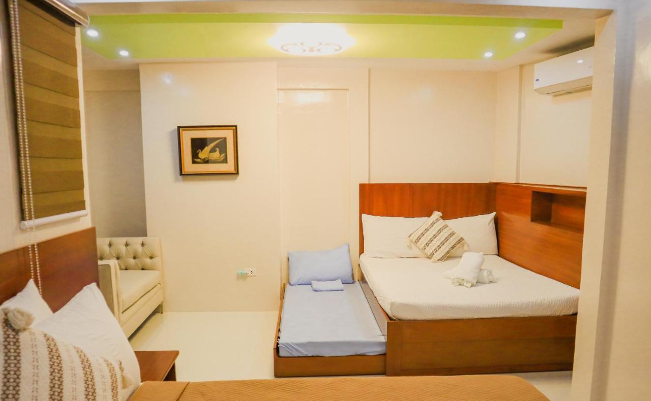 Youhan Beach Resort San Antonio  Eksteriør billede