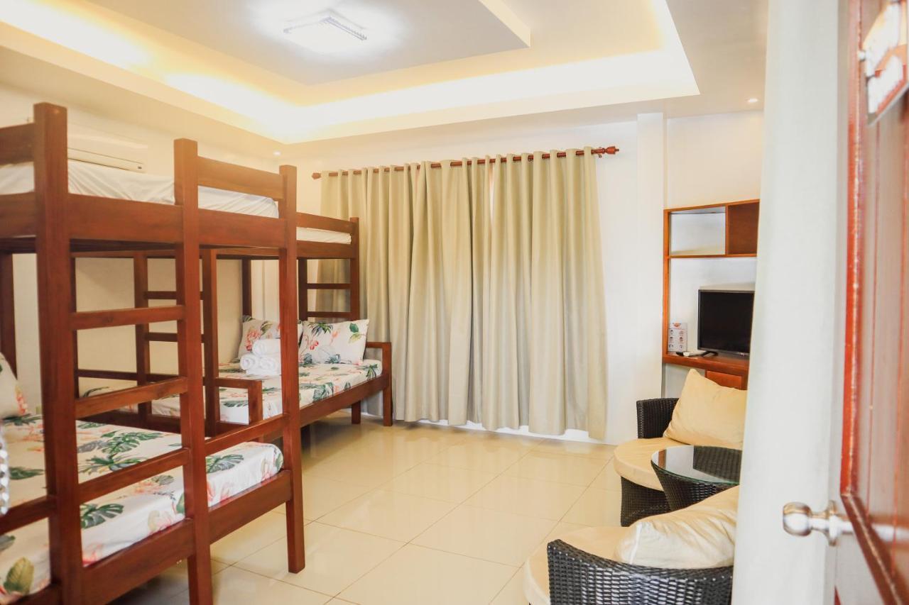 Youhan Beach Resort San Antonio  Eksteriør billede