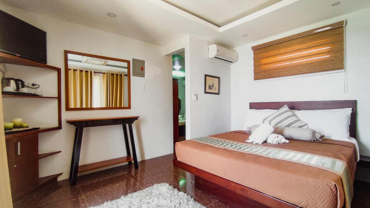 Youhan Beach Resort San Antonio  Eksteriør billede