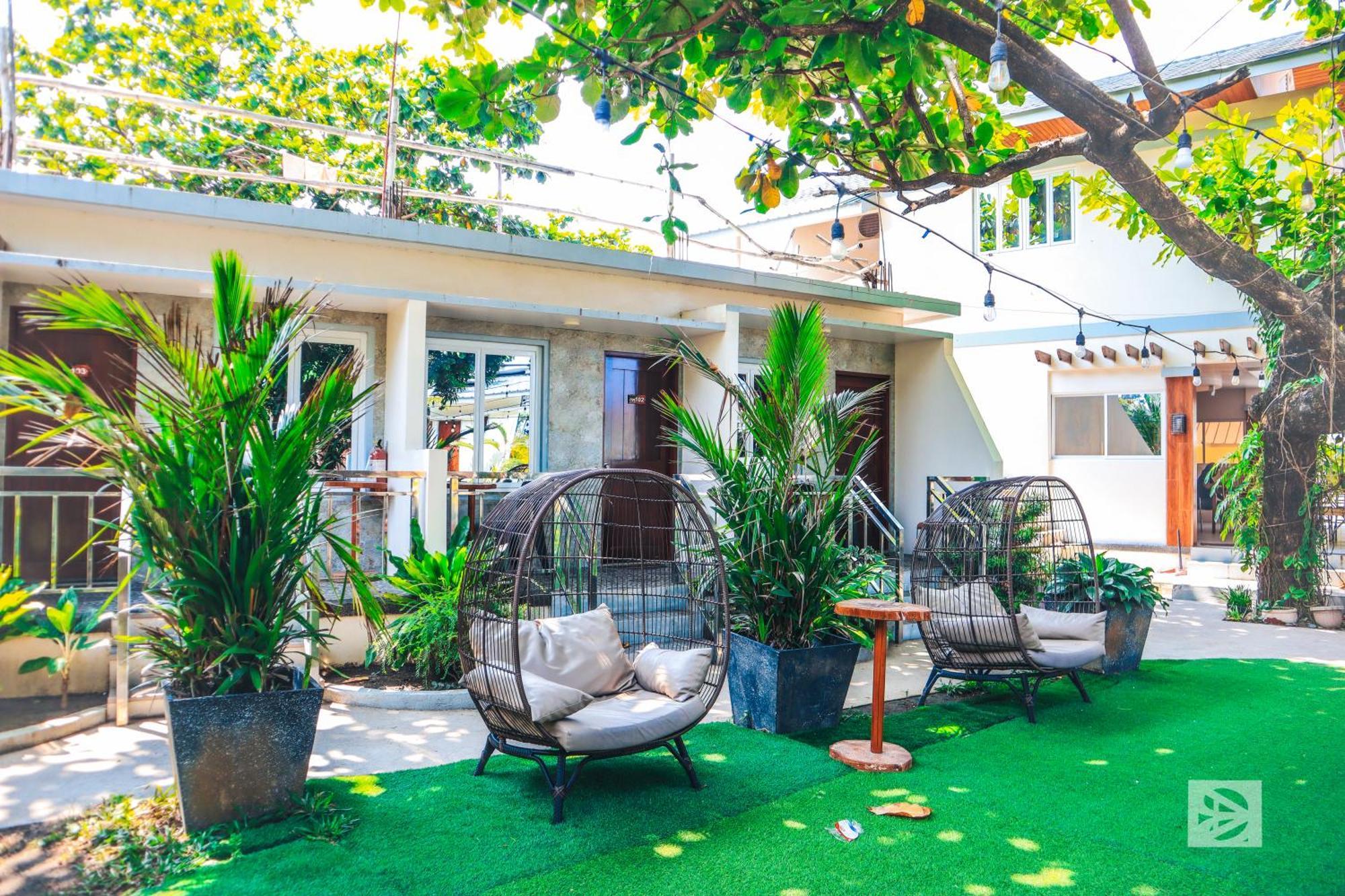 Youhan Beach Resort San Antonio  Eksteriør billede